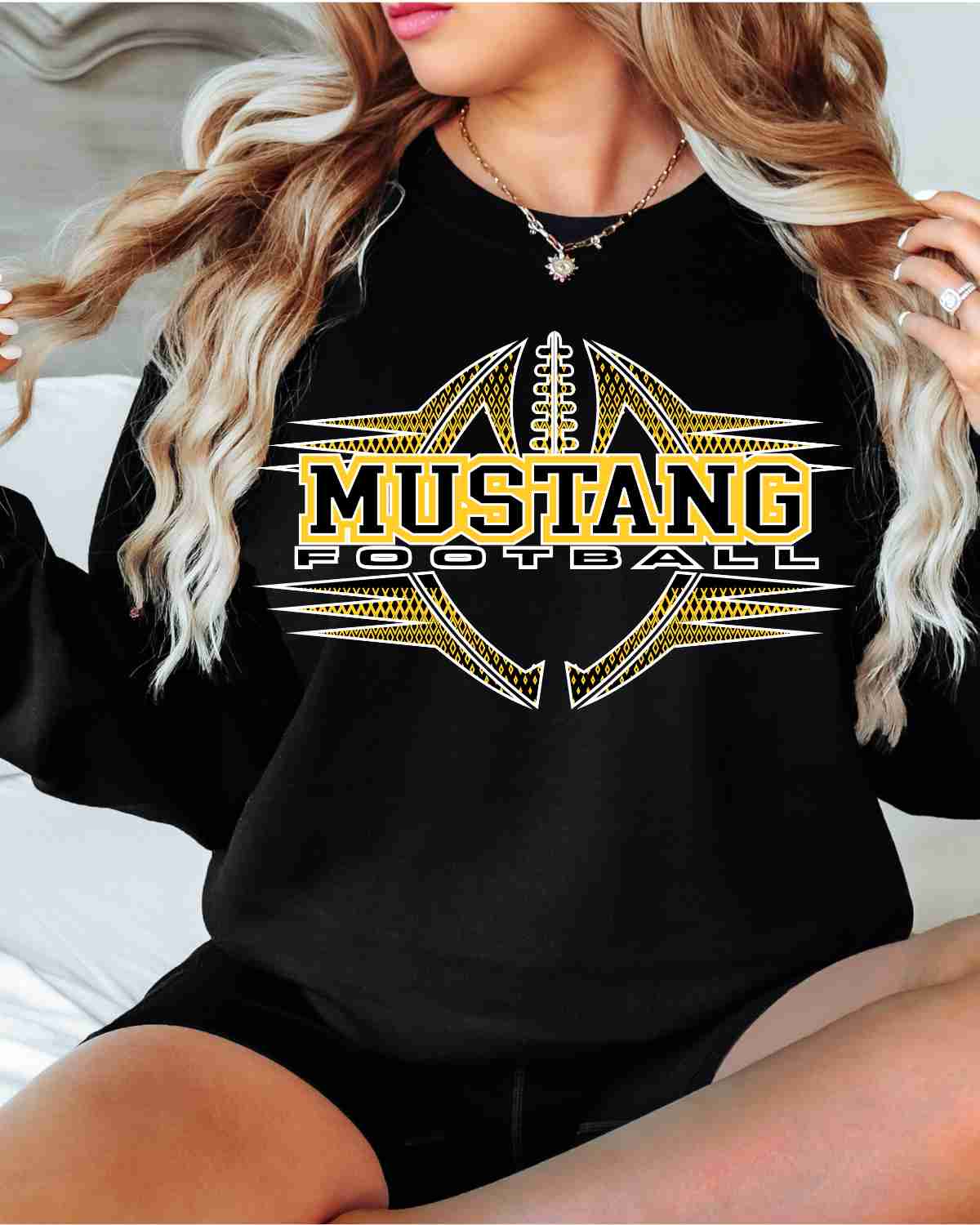 Mustang Football Halftone DTF Transfer
