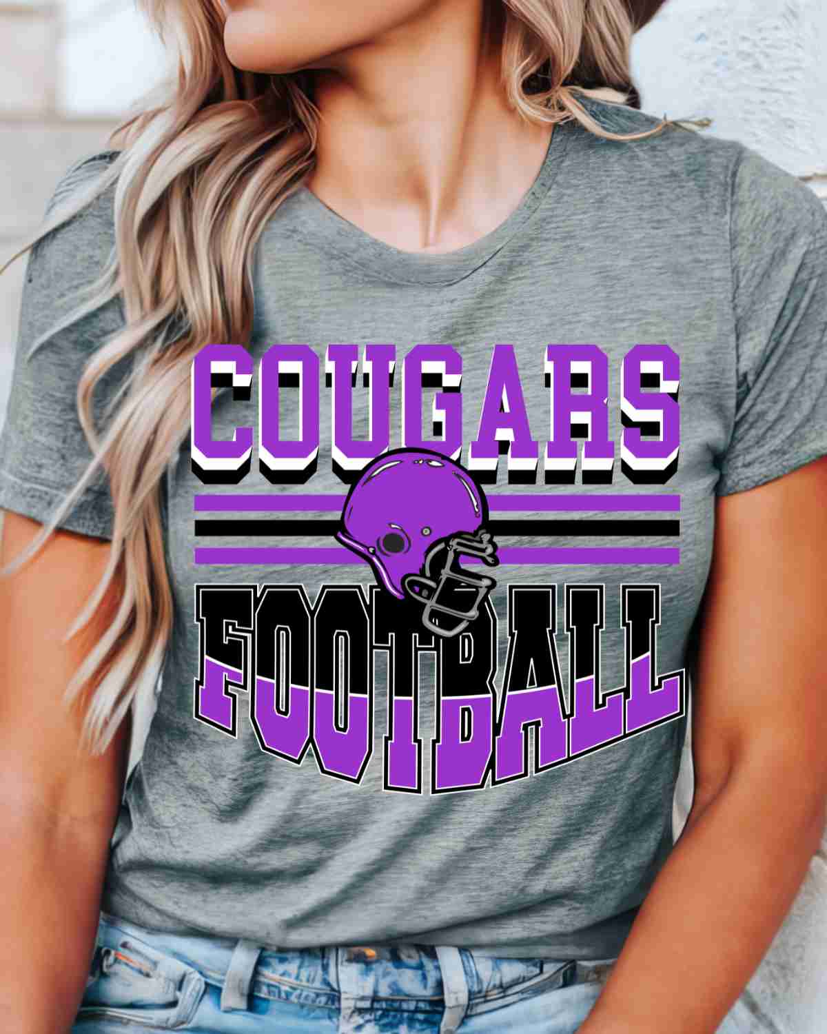 Cougars Football Helmet in Middle DTF Transfer