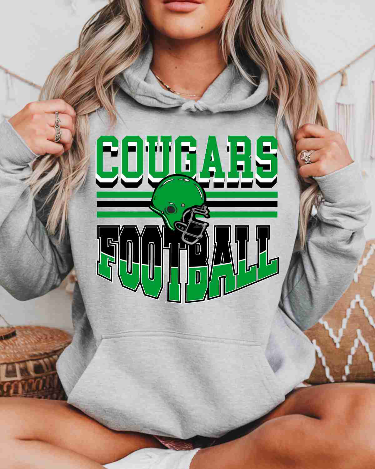 Cougars Football Helmet in Middle DTF Transfer