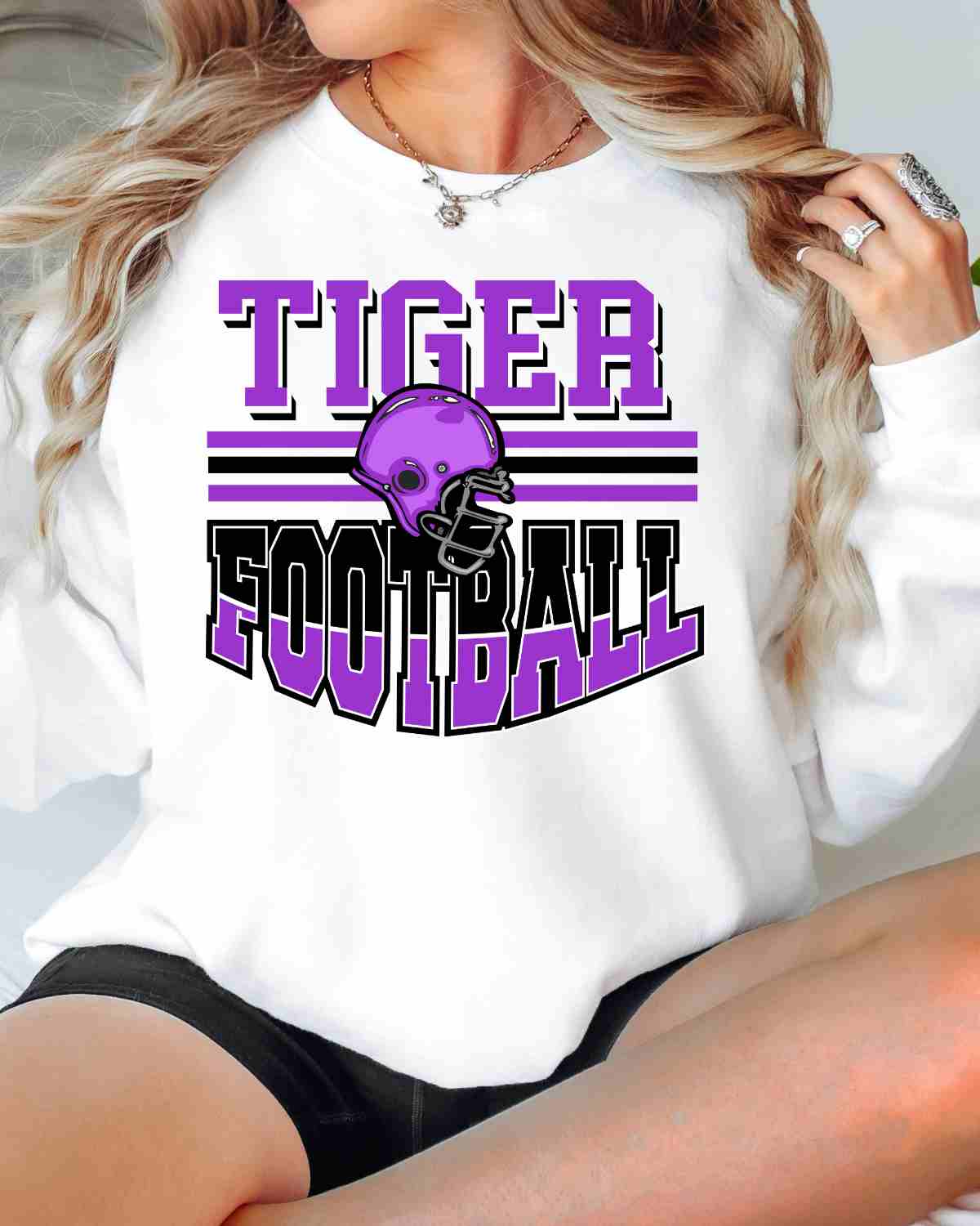 Tigers Football Helmet in Middle DTF Transfer