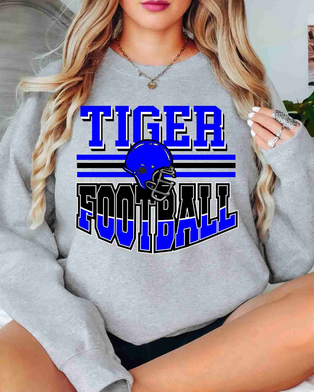 Tigers Football Helmet in Middle DTF Transfer