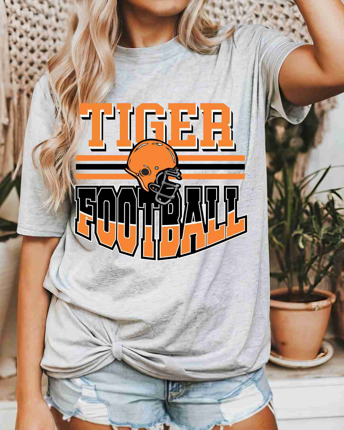 Tigers Football Helmet in Middle DTF Transfer