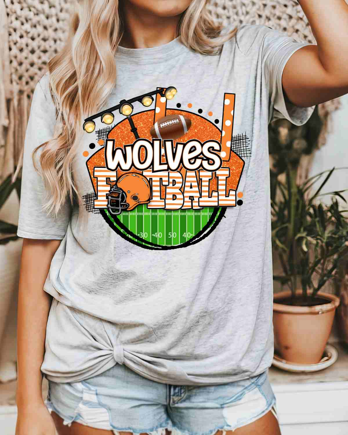 Wolves Football Field Circle DTF Transfer