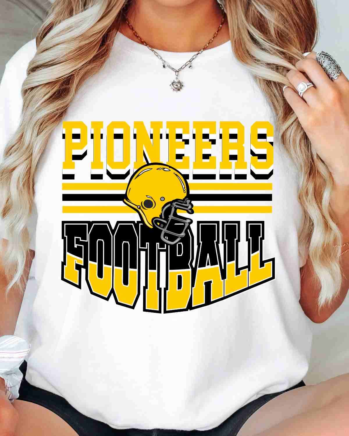 Pioneers Football Helmet Middle DTF Transfer