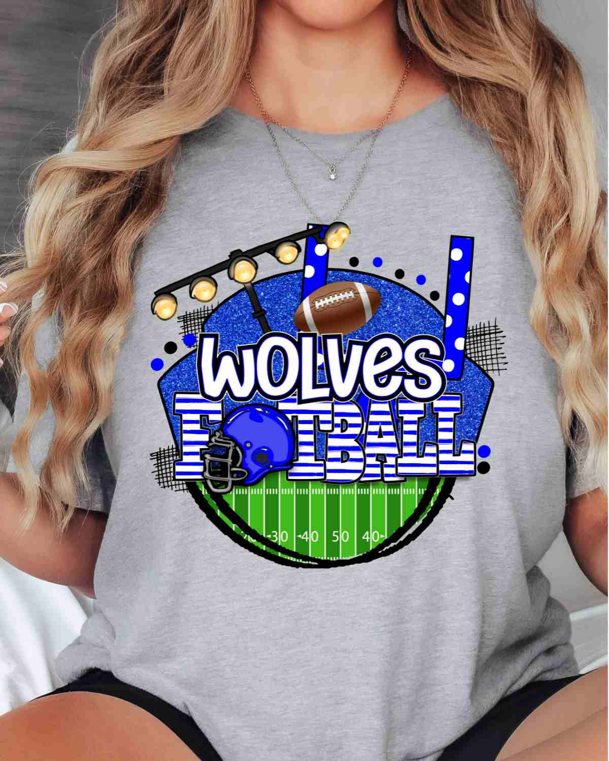 Wolves Football Field Circle DTF Transfer