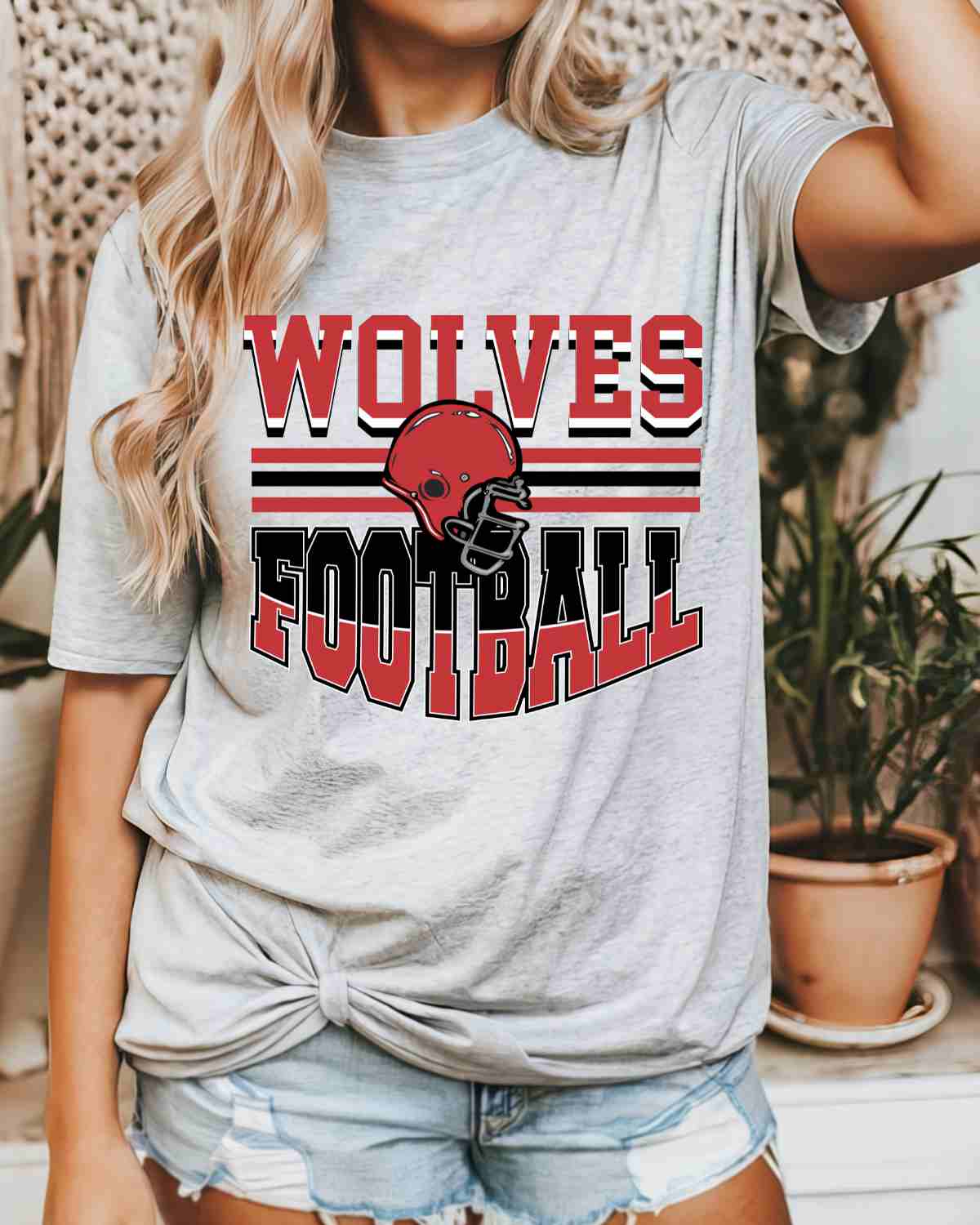 Wolves Football Helmet Middle DTF Transfer