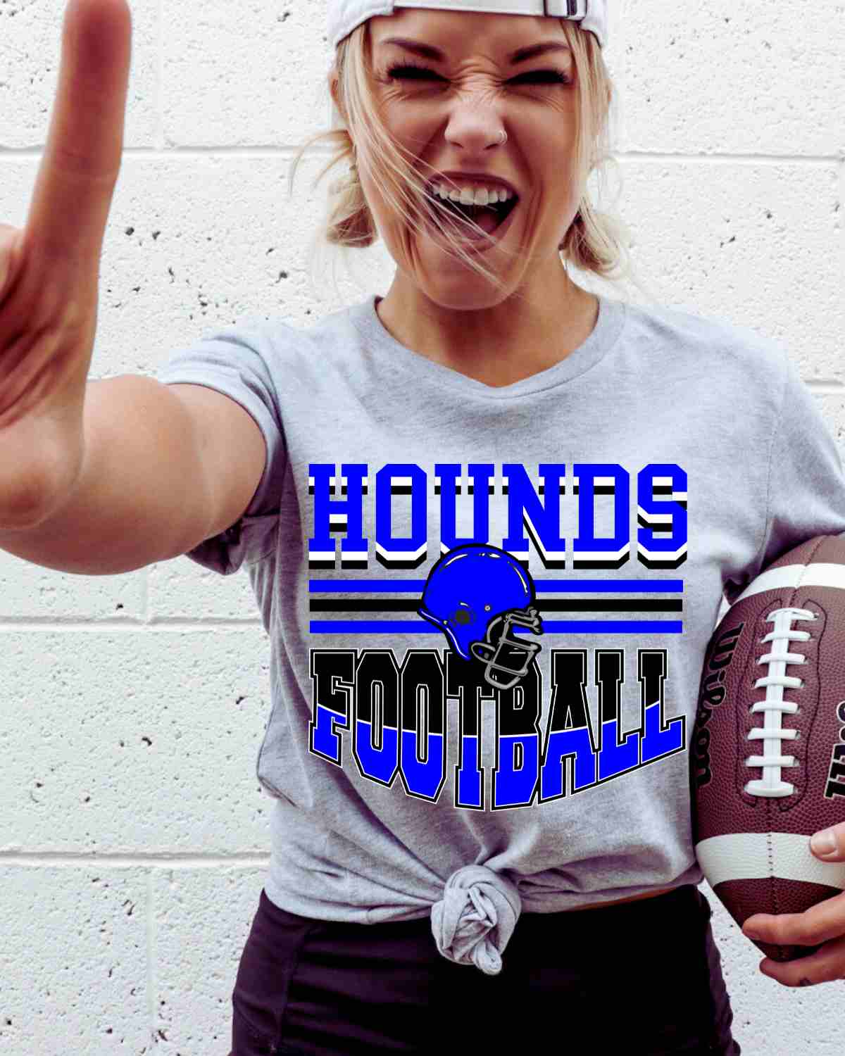 Hounds Football Helmet Middle DTF Transfer