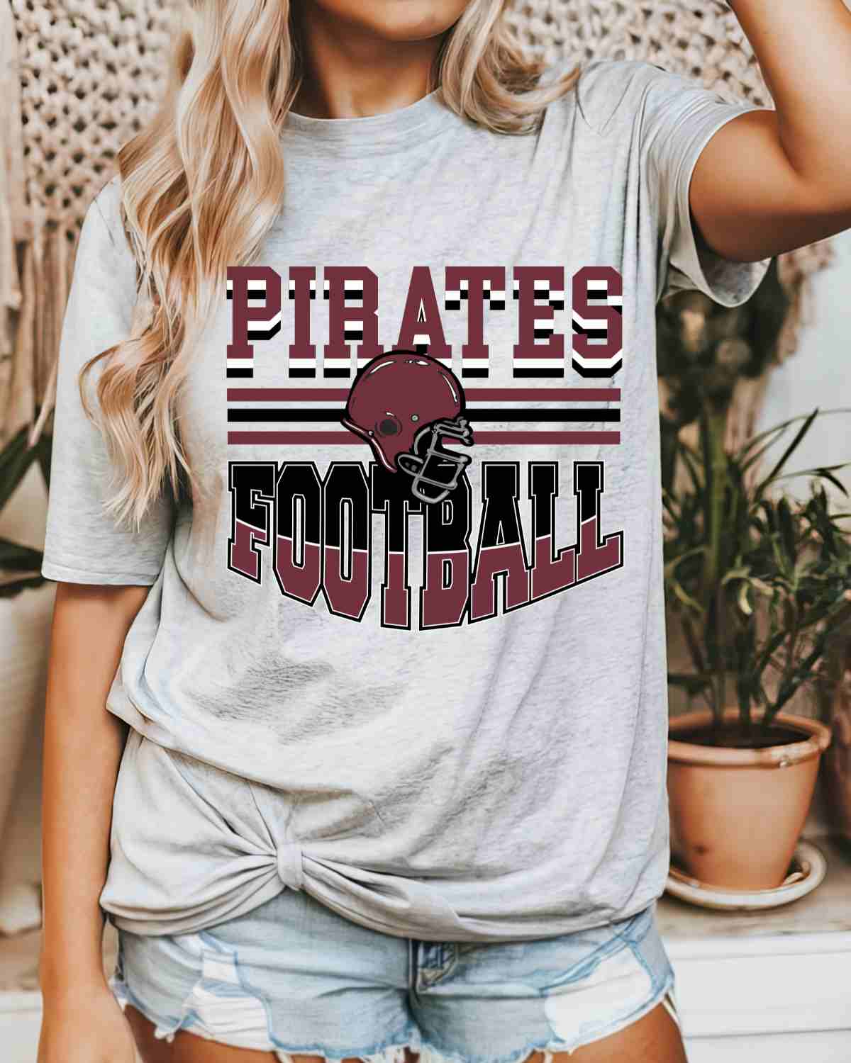 Pirates Football Helmet Middle DTF Transfer