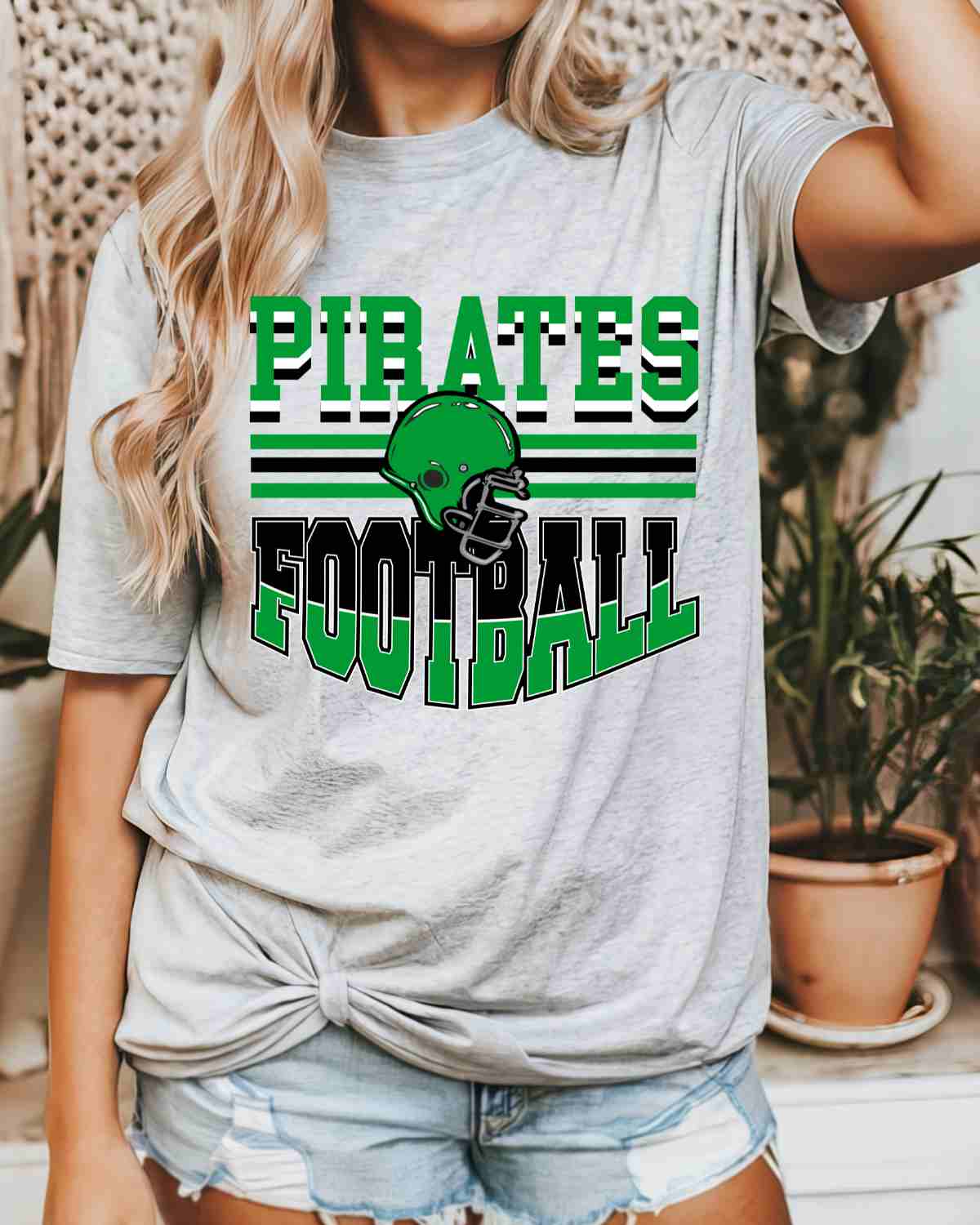 Pirates Football Helmet Middle DTF Transfer