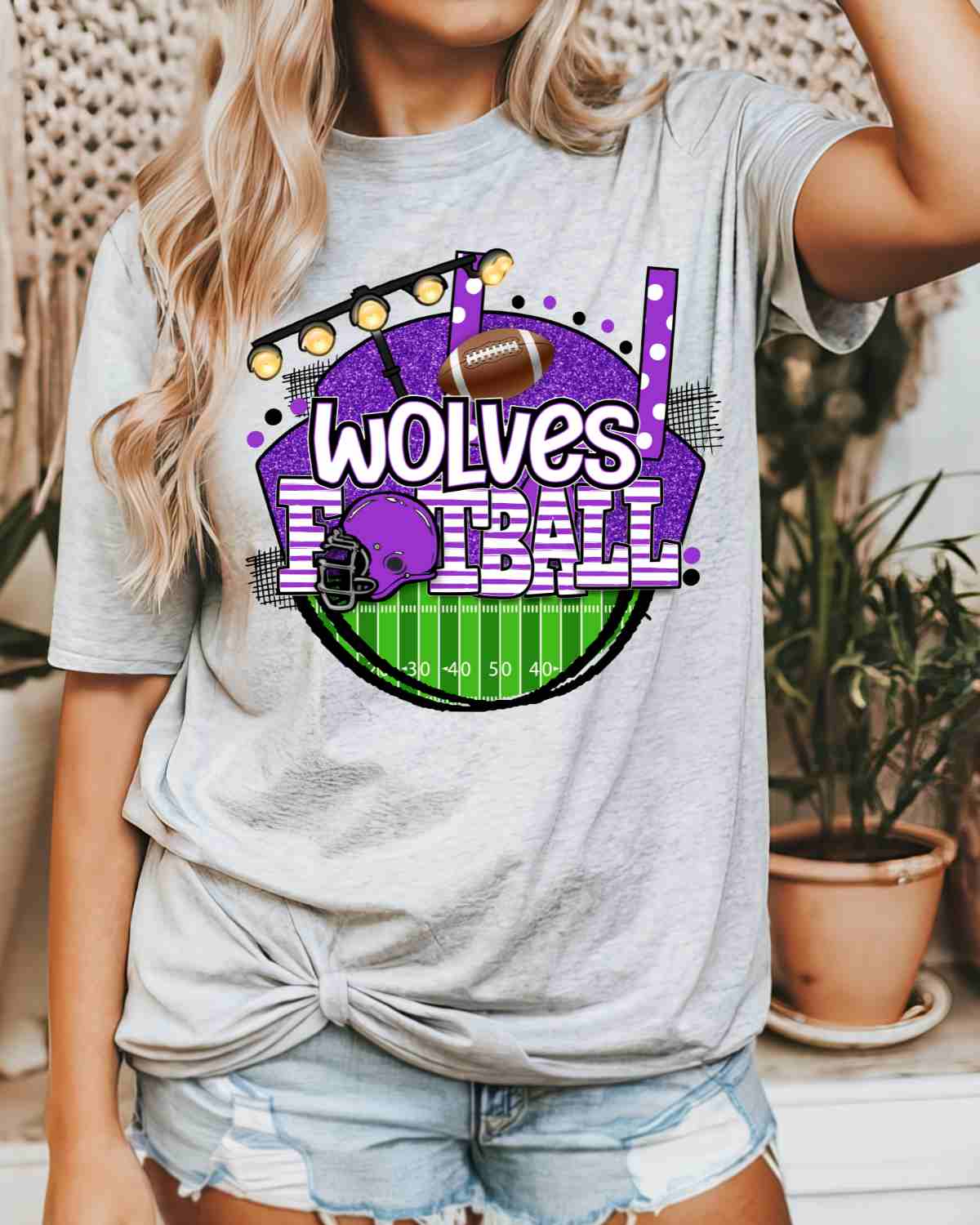 Wolves Football Field Circle DTF Transfer