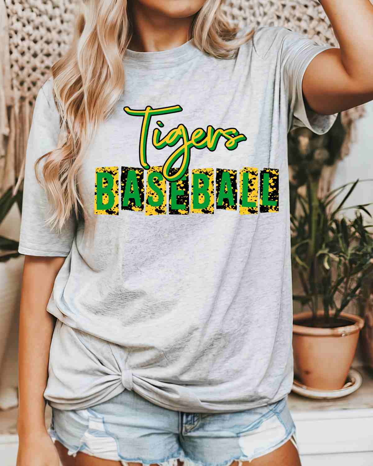 Tigers Baseball Grunge Lettering DTF Transfer