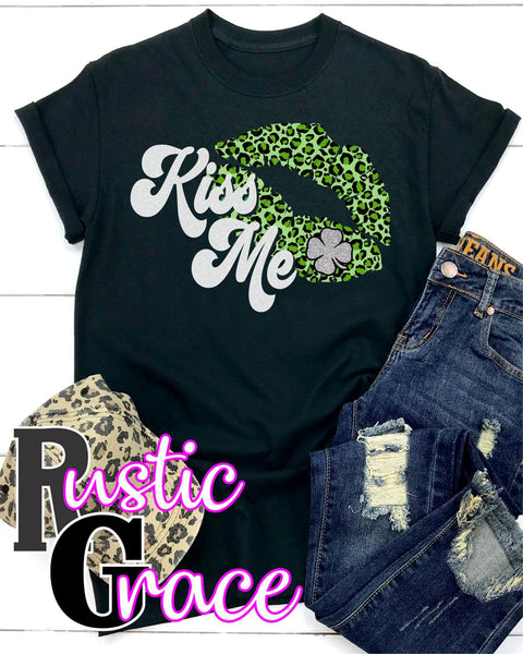 Kiss Me Green Leopard Lips Transfer - Rustic Grace Heat Transfer Company